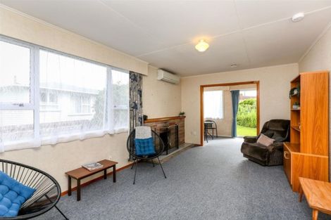 Photo of property in 6 Buckland Place, Spotswood, New Plymouth, 4310