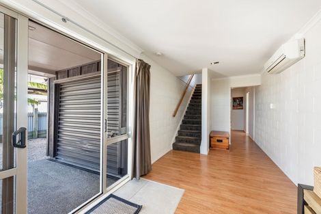 Photo of property in 10 Cliff Road, Tasman, Upper Moutere, 7173