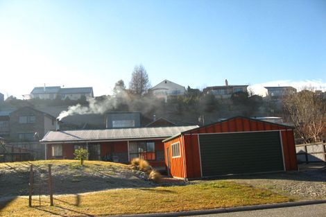 Photo of property in 77 Mcdonnell Road, Arrowtown, 9302