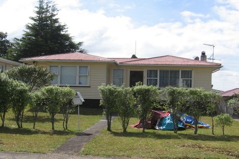 Photo of property in 5 Albert Road, Kelston, Auckland, 0602