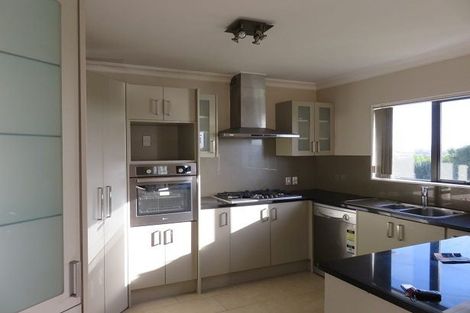 Photo of property in 12 Bonny Crescent, Massey, Auckland, 0614