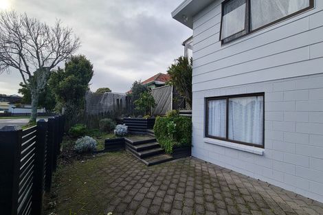 Photo of property in 2 Anzac Road, Gate Pa, Tauranga, 3112