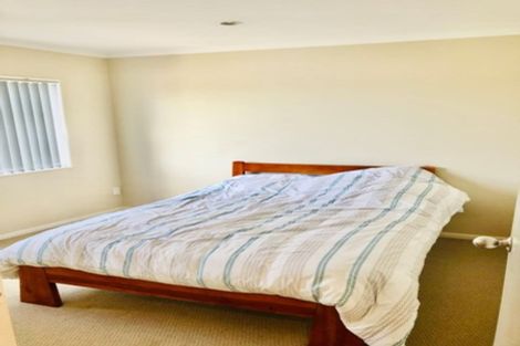 Photo of property in 9 Kalmore Place, Flat Bush, Auckland, 2016