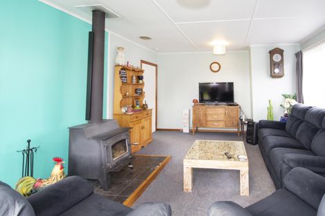 Photo of property in 20 Ash Street, Holmes Hill, Oamaru, 9401