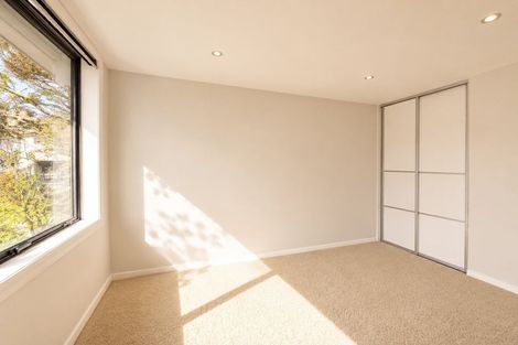Photo of property in 276 Lake Road, Hauraki, Auckland, 0622