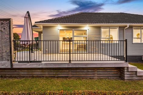 Photo of property in 16 Tapu Road, Huapai, Kumeu, 0810