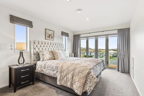 Photo of property in 53 Ina Ville Drive, Pukekohe, 2120