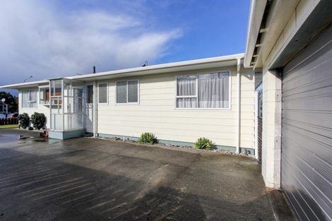 Photo of property in 44 Penrith Street, Westown, New Plymouth, 4310