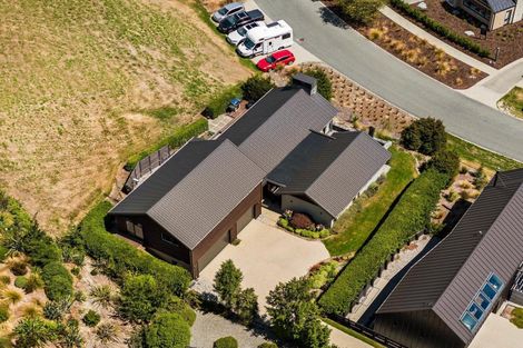 Photo of property in 4 Kinross Lane, Jacks Point, Queenstown, 9371