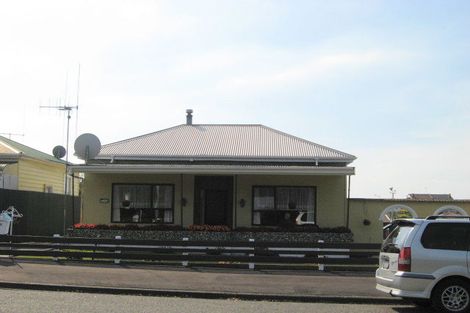 Photo of property in 21 Queen Street, Parkside, Timaru, 7910