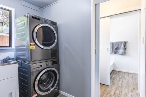 Photo of property in 23 Hookway Grove, Paraparaumu, 5032