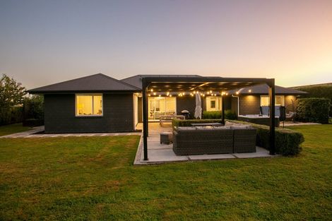 Photo of property in 14 Nikale Street, Cambridge, 3434