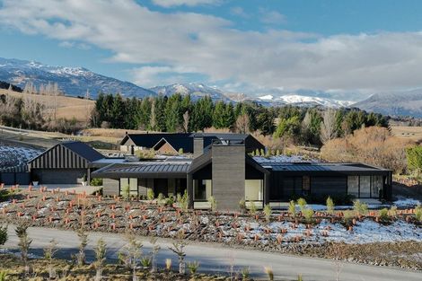 Photo of property in 207 Littles Road, Dalefield, Queenstown, 9371