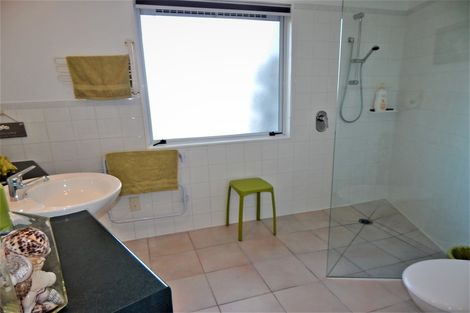 Photo of property in 36 Rarere Terrace, Kerikeri, 0230