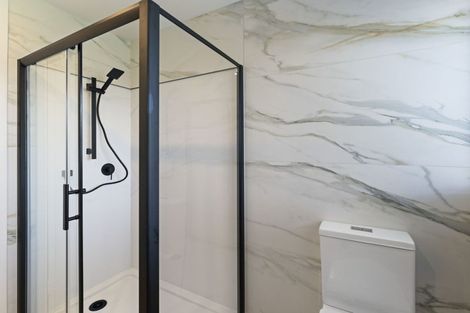 Photo of property in 6 Crosby Road, West Harbour, Auckland, 0618