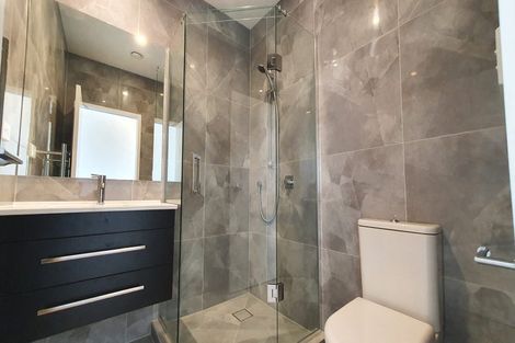 Photo of property in 1/2a Walsall Street, Avondale, Auckland, 1026