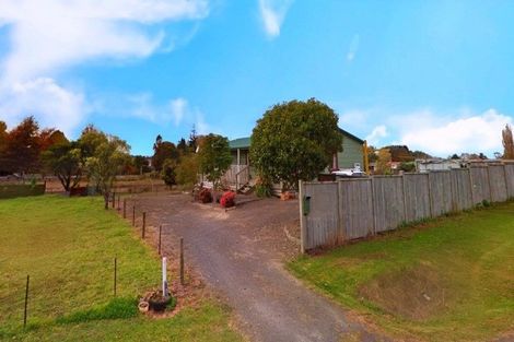 Photo of property in 12 Te Kauwhata Road, Te Kauwhata, 3710