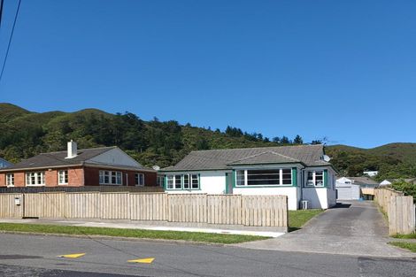 Photo of property in 14 Cleland Crescent, Naenae, Lower Hutt, 5011