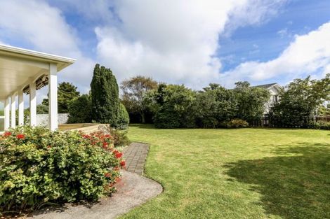 Photo of property in 54 Wairau Road, Oakura, 4314