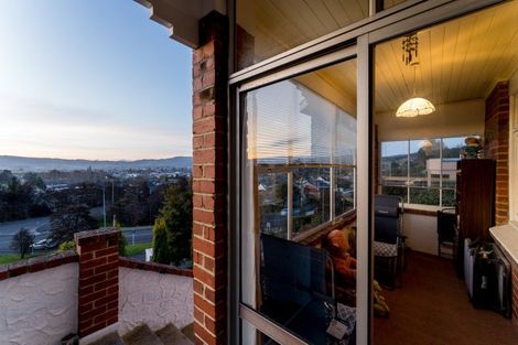 Photo of property in 16 Braeside, Kinmont Park, Mosgiel, 9024