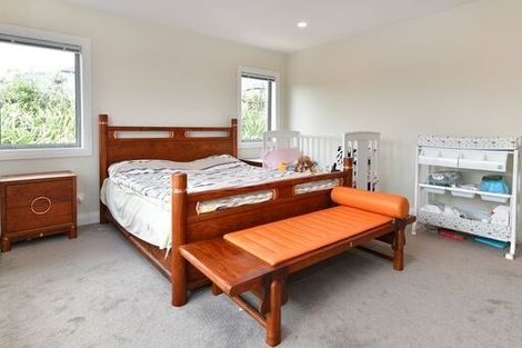 Photo of property in 24 Boocock Crescent, Orewa, 0931