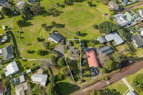 Photo of property in 17 Crown Reef, Pauanui, Hikuai, 3579