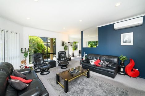Photo of property in 6 Dougherty Place, Hokowhitu, Palmerston North, 4410