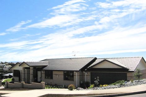 Photo of property in 1 Cram Court, Welcome Bay, Tauranga, 3112