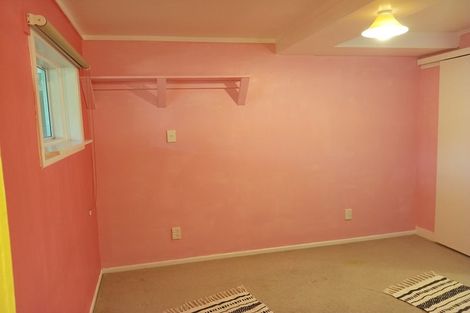 Photo of property in 16 Toroa Road, Otaihanga, Paraparaumu, 5036