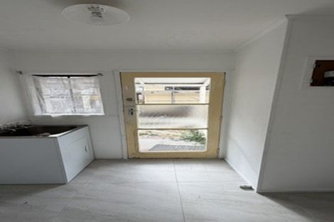 Photo of property in 3 Luanda Drive, Ranui, Auckland, 0612
