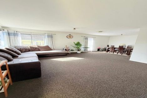 Photo of property in 2/159a Manuka Road, Bayview, Auckland, 0629