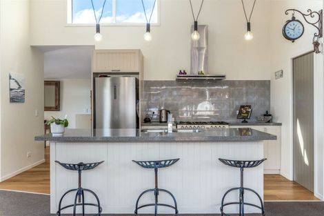 Photo of property in 13 Kepler Way, Aotea, Porirua, 5024