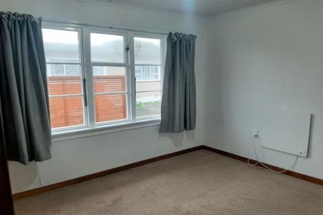 Photo of property in 32 Doone Street, Lynmouth, New Plymouth, 4310