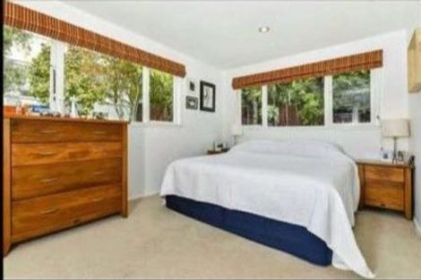 Photo of property in 3b Dallinghoe Crescent, Milford, Auckland, 0620