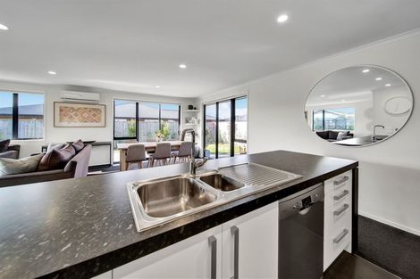 Photo of property in 16 Coby Sydney Drive, Bell Block, New Plymouth, 4312