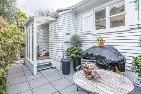 Photo of property in 24 Gloucester Street, Wilton, Wellington, 6012