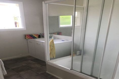 Photo of property in 90 Holland Road, Fairfield, Hamilton, 3214