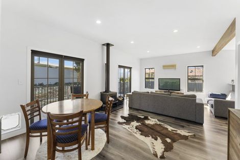 Photo of property in 10a Lanes Road, Bridge Hill, Alexandra, 9320