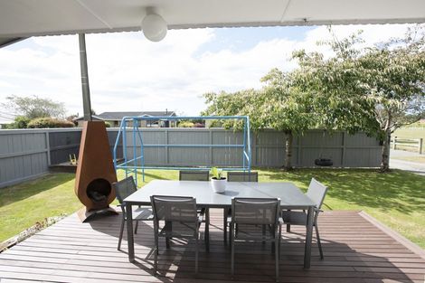 Photo of property in 1 Anne Street, Winton, 9720