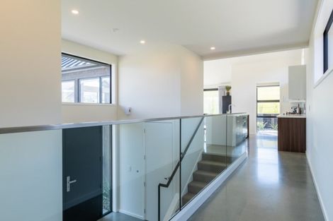 Photo of property in 35 Jacks Point Rise, Jacks Point, Queenstown, 9371