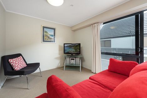 Photo of property in Atlas Apartments, 2/49 Maunganui Road, Mount Maunganui, 3116