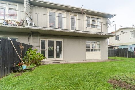 Photo of property in Wellway Flats, 45 Mcparland Street, Ebdentown, Upper Hutt, 5018