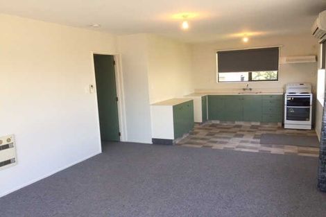 Photo of property in 2/281 Main South Road, Hornby, Christchurch, 8042