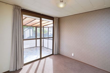 Photo of property in 49 Oldwood Street, Bishopdale, Christchurch, 8053