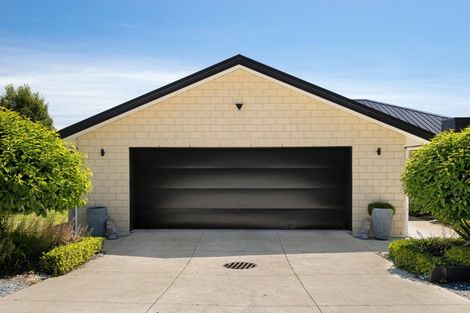 Photo of property in 9 Greenhithe Street, Waihola, Milton, 9073