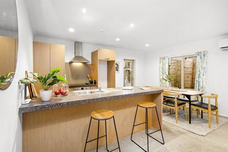 Photo of property in 93 Oriel Avenue, Tawa, Wellington, 5028