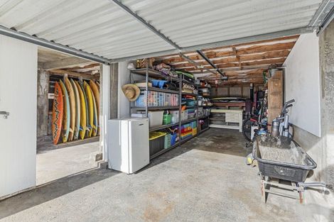 Photo of property in 37 Mcfarlane Street, Oakura, 4314