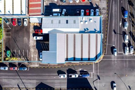 Photo of property in 336 Devon Street West, New Plymouth, 4310