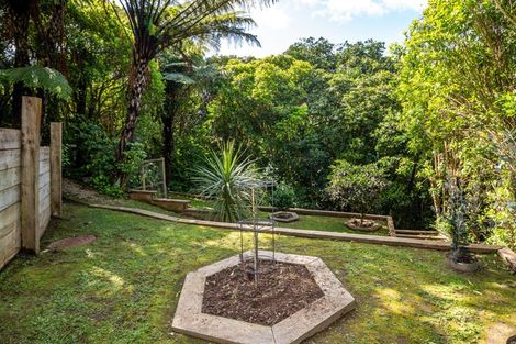 Photo of property in 4 Haunui Road, Pukerua Bay, 5026