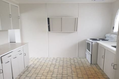 Photo of property in 22 Paerata Road, Pukekohe, 2120